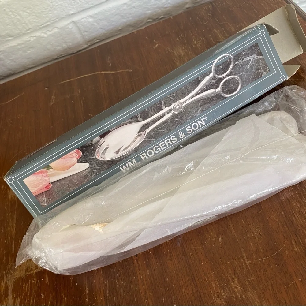Wm. Rogers & Son Silverplated Salad Tongs New In Box